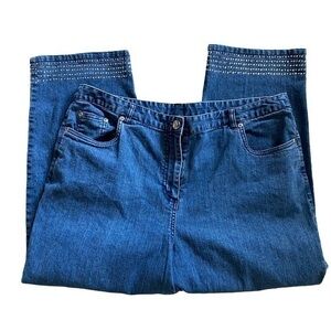 Hearts of Palm embellished Capris